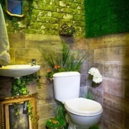 Kathome Bed & Breakfast 3*