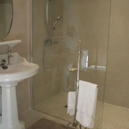 Bed and Breakfast Kathome 3*